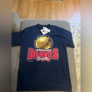 Vintage Collectible 90s Logo 7 Atlanta Braves Baseball T-shirt NWT Sz Large Mens